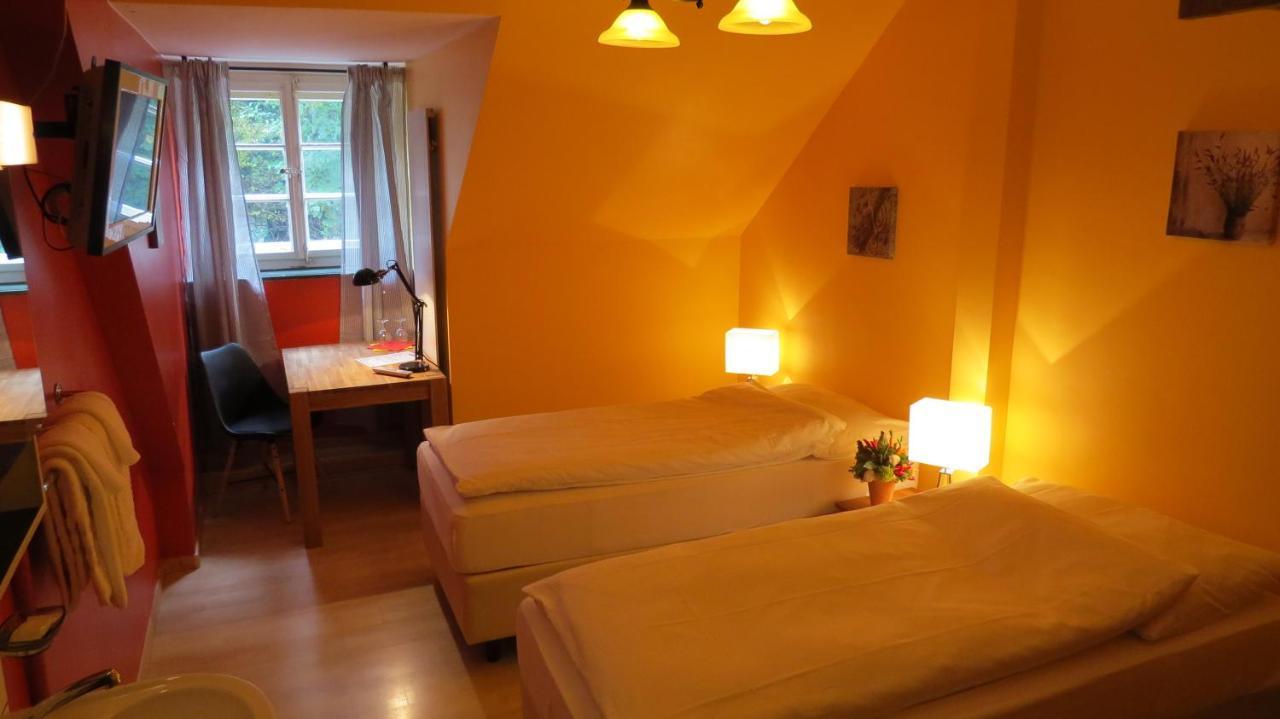Gasthof Baeren Aarburg Last Check In 2100 Pm Bagian luar foto